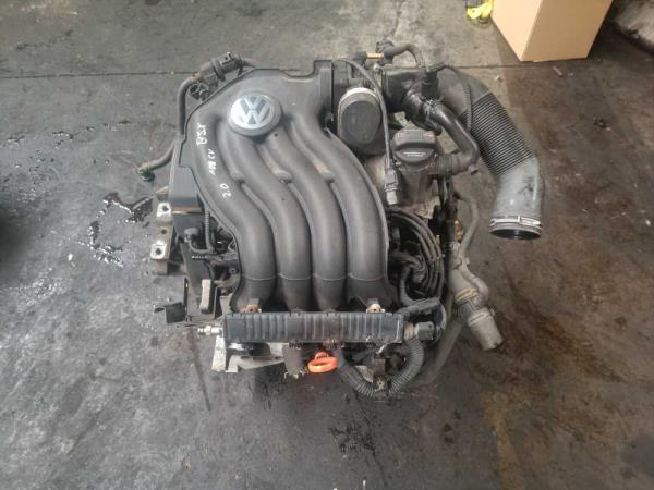 MOTEUR VW 2.0i EcoFuel BSX - Vue 1